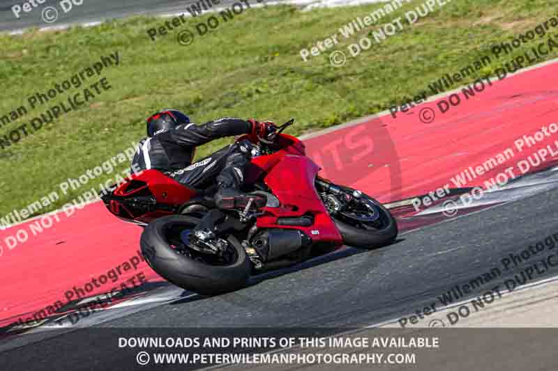 Circuito de Navarra;Spain;event digital images;motorbikes;no limits;peter wileman photography;trackday;trackday digital images